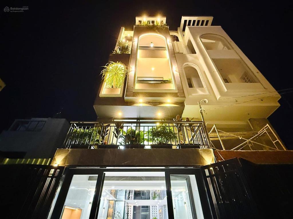 Chính chủ cần bán ngộp căn siêu dài dt khủng lê văn sỹ, p14, q3, 63.28m2,giá 4 tỷ 350 sổ hồng riêng