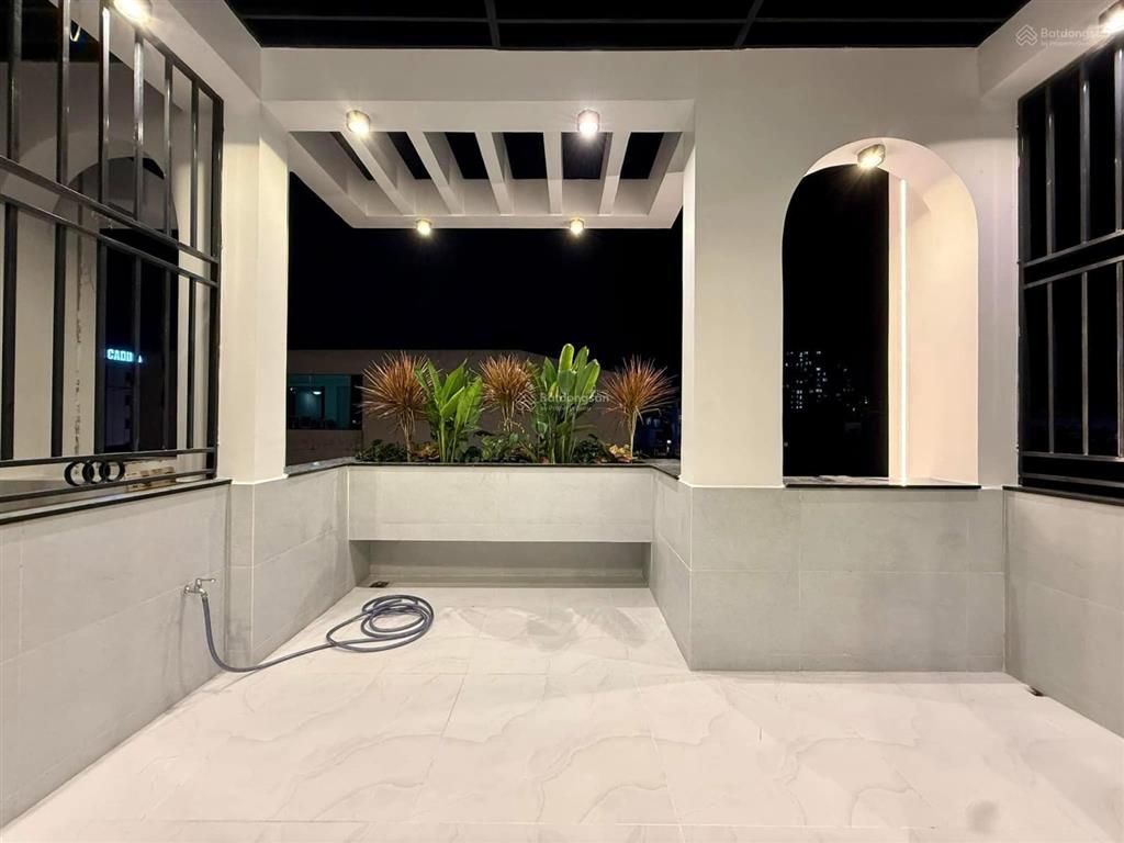 Chính chủ cần bán ngộp căn siêu dài dt khủng lê văn sỹ, p14, q3, 63.28m2,giá 4 tỷ 350 sổ hồng riêng