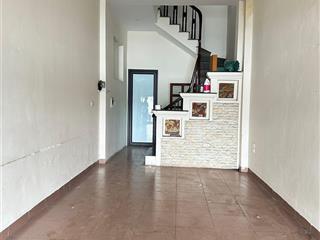 Nhà mặt phố mai anh tuấn  view hồ hoàng cầu  một mặt phố, một mặt ngõ, đang cho thuê, gía 3x tỷ