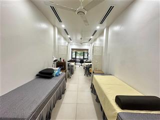 Bán nhà mặt đường nguyễn trãi 90m2 cạnh royal city  thanh xuân  7tầng thang máy vỉa hè kd 29 tỷ