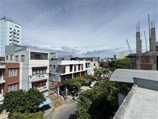 Chủ gửi bán nhà 3 tầng 3 mê đường 10m5 nguyễn tri phương gần sân bay và cầu rồng
