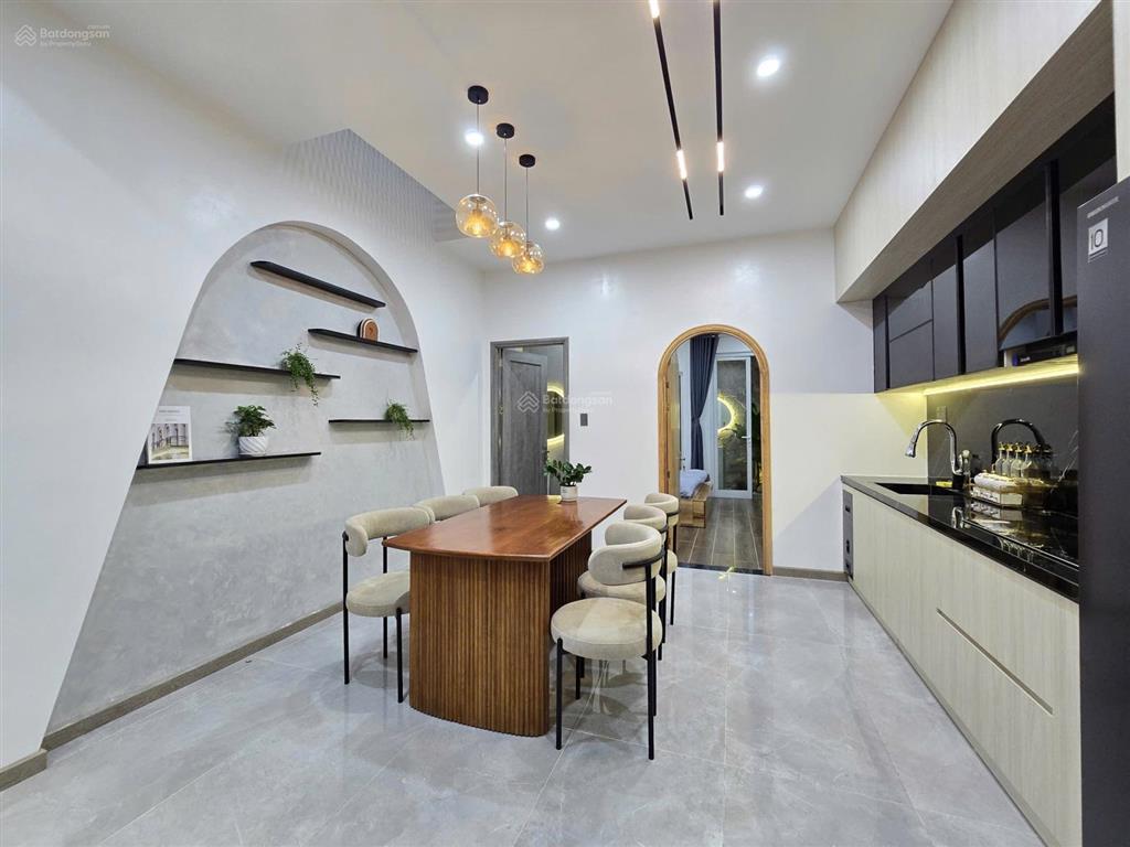 Bán nhà 3 tầng ngay biển nguyễn tất thành view ngắm trọn làng vân vinhome