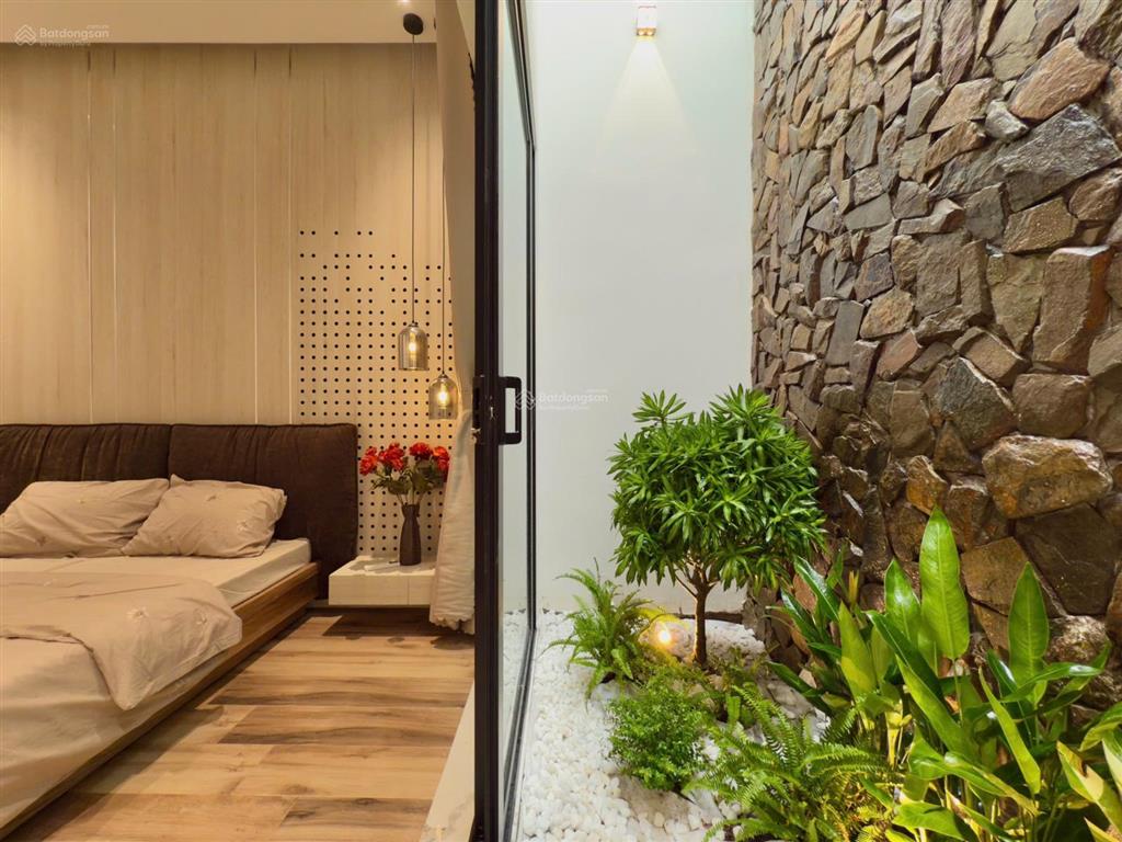 Nhà 3 tầng thiết kế sân vườn thiết kế wabi  sabi, dt gần 130m2