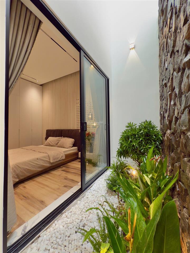 Nhà 3 tầng thiết kế sân vườn thiết kế wabi  sabi, dt gần 130m2