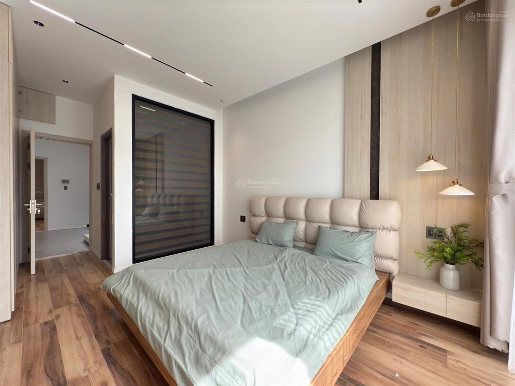 Nhà 3 tầng thiết kế sân vườn thiết kế wabi  sabi, dt gần 130m2