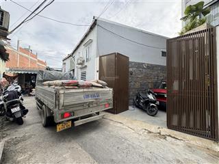 Nhà 3 tầng thiết kế sân vườn thiết kế wabi  sabi, dt gần 130m2