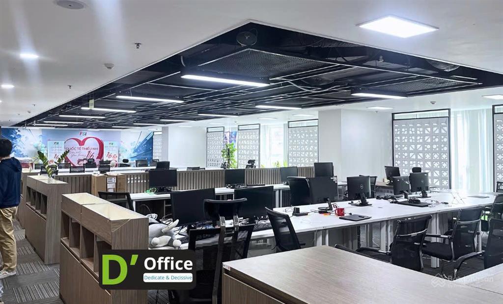 550m2 có cắt 150, 200, 350m giá 250k/m2/th đã setup nội thất cao cấp tại ngoại giao đoàn