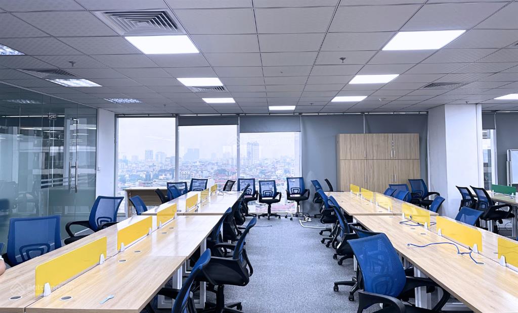 500m2 có cắt từ 100m2 giá 175k/m2/th cho thuê tại intracom building cầu diễn có sẵn nội thất