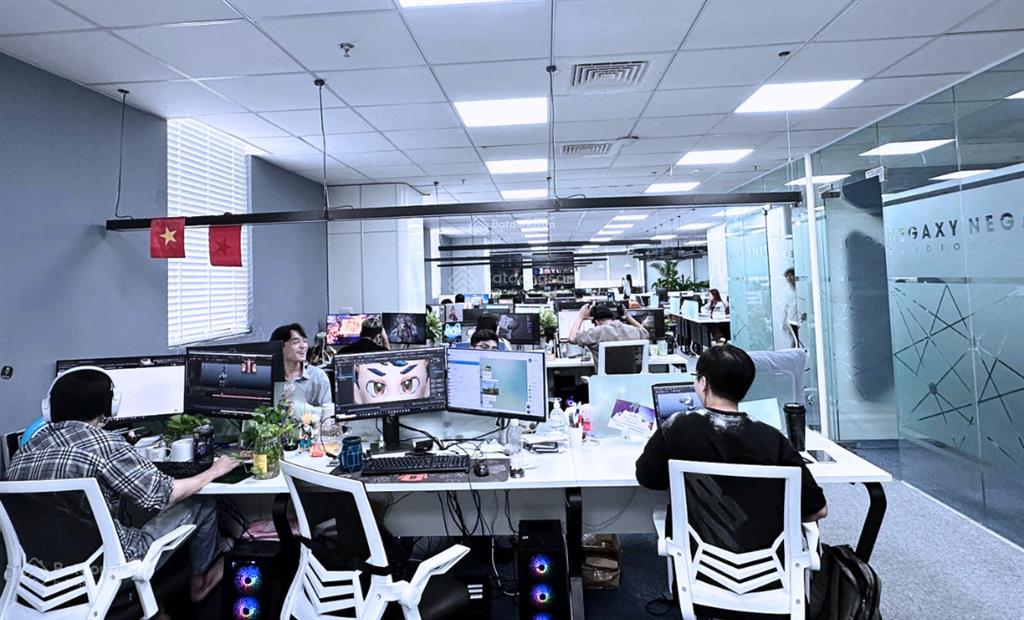 500m2 có cắt từ 200m2 cho thuê giá 265k/m2/th đã setup nội thất tại hud tower lê văn lương