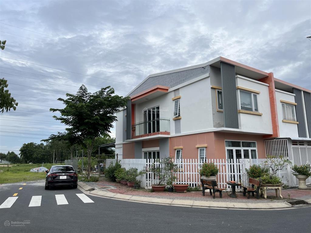 Bán gấp nhà riêng ecolakes mỹ phước, 2,5 tỷ, 135m2, 2pn + 3wc, bến cát, bình dương