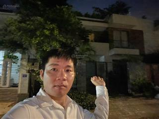 Biệt thự khủng ngang 12m kdc sadeco phước kiểng sân vườn giá tốt
