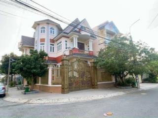 Biệt thự kdc tân phong ngay bv y học cổ truyền kdc vip .thông ra đường đồng khởi và nguyễn ái quốc.