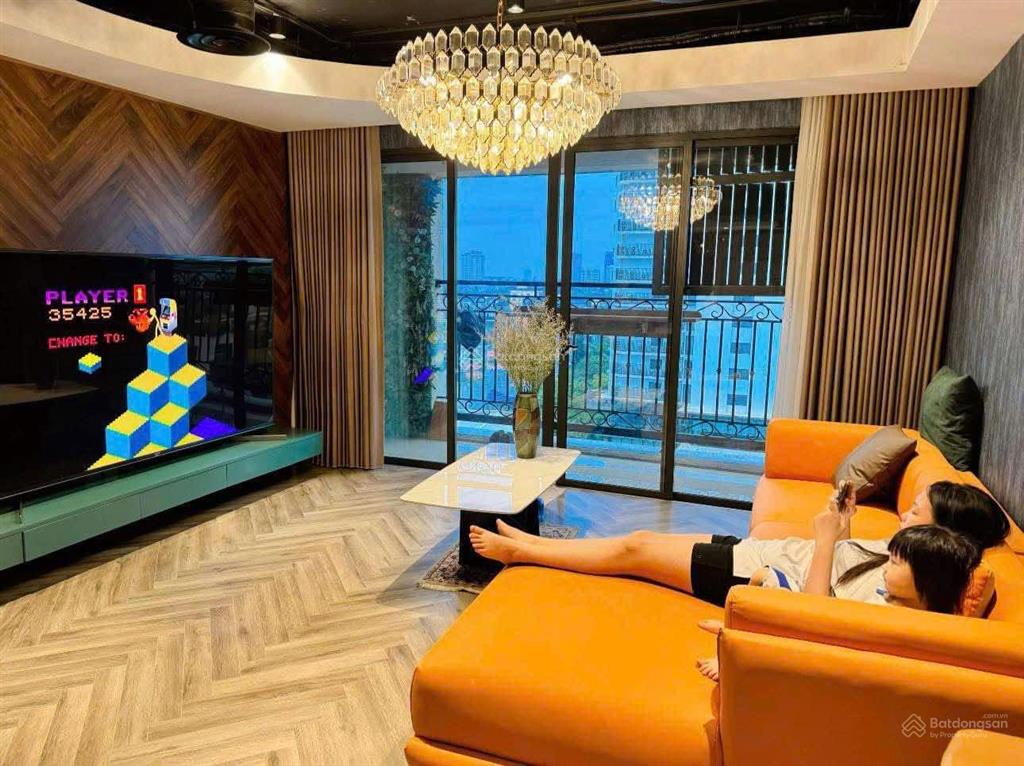 Cho thuê căn hộ 3pn full đồ or đồ cb toà n01t6 diện tích 107m2
