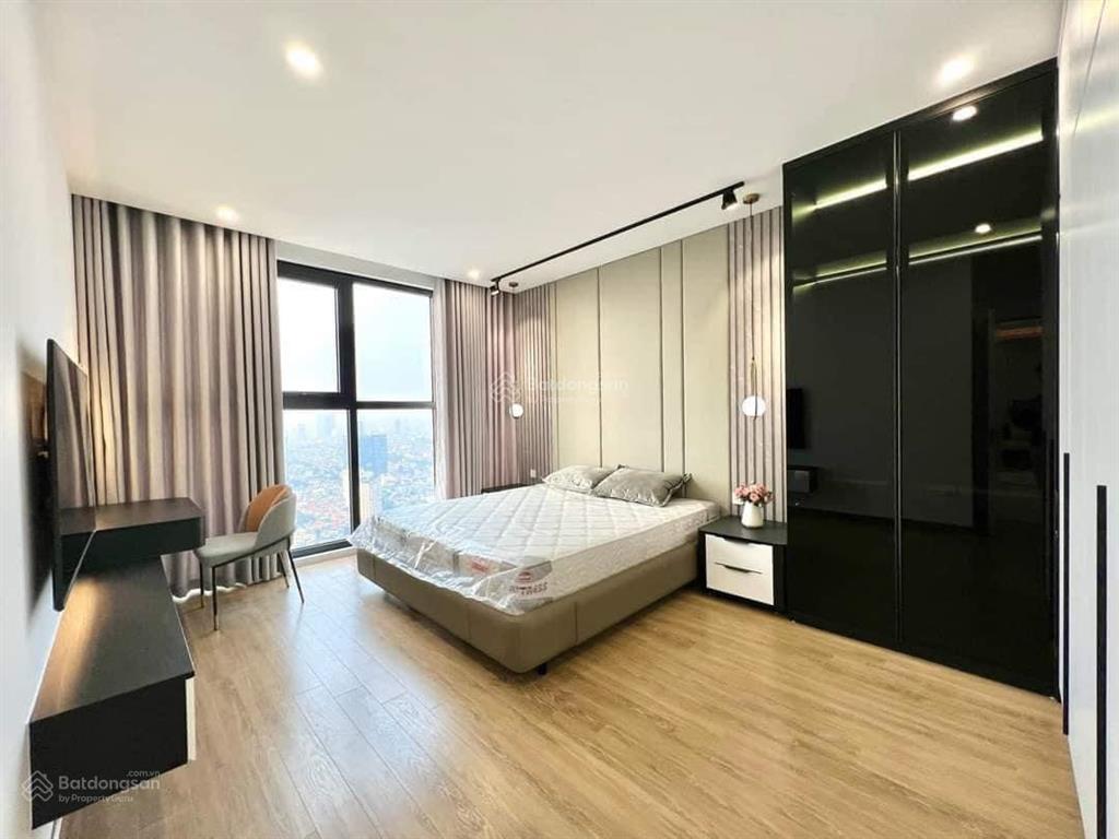 Cho thuê căn hộ 3pn full đồ chung cư sunshine golden river giá 18tr diện tích 161m2