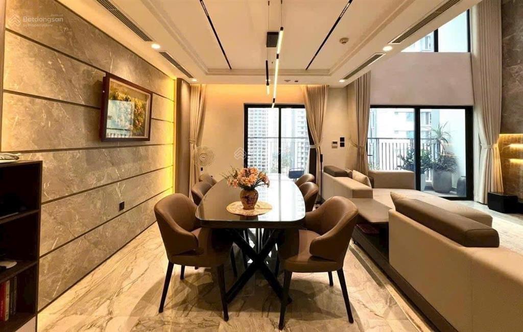 Cho thuê căn hộ 3pn full đồ chung cư sunshine golden river giá 18tr diện tích 161m2