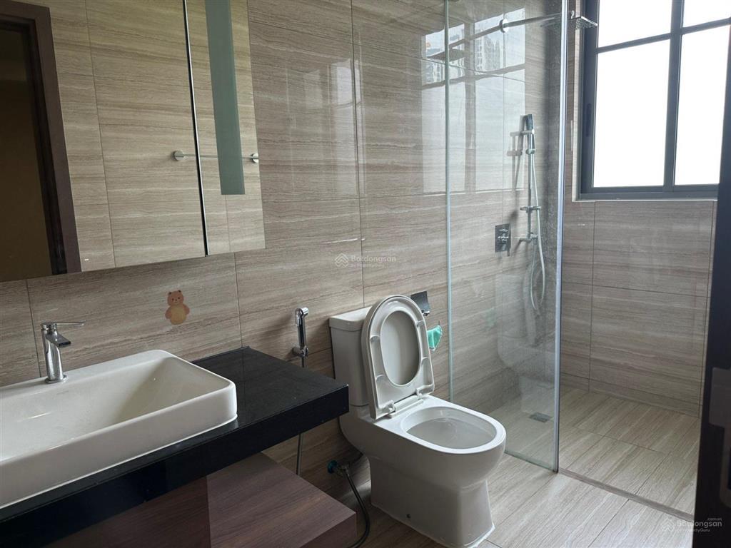 Chính chủ cho thuê nhà lô góc 2 mặt tại the manor dt 100m2 x 5t mt 12m, đầy đủ đồ, giá 40tr/tháng