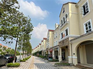 Chính chủ bán nhanh biệt thự siêu vip  sổ đỏ sẵn giao dịch  416m2  0923 869 ***