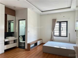Giá tốt chuyển nhượng nhanh mặt tiền kinh doanh siêu vip. nhà 5 tầng, mặt tiền 5m, đường 10,5m