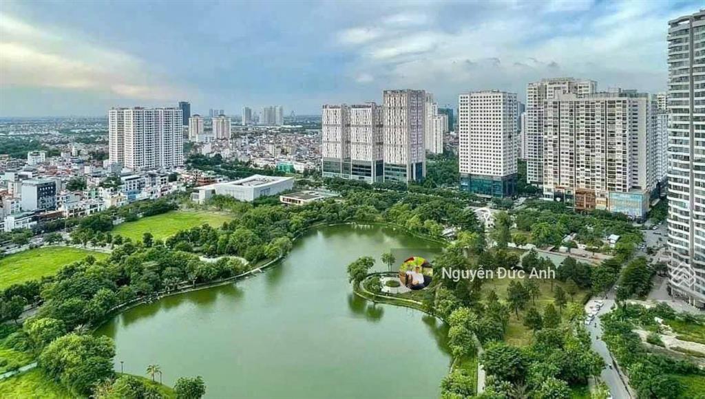 Bán căn góc 3pn2wc/130m2, bancong tây view hồ tại n03t3&t4 ngoại giao đoàn, em đức 0387 896 ***