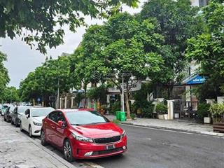 Cần bán gấp biệt thự làng việt kiều châu âu, view công viên, 155m2, 4 tầng, mt9m, hơn 40 tỷ