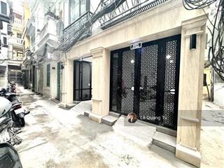 Thương lượng tiền tỷ, bán gấp tòa ccmn kim mã, lô góc 3 mặt ngõ, dt 1.2 tỷ/năm, 50m ra phố