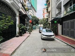 Bán đất tặng nhà, ô tô tải vào nhà, 2 mặt ngõ trước sau, phân lô bàn cờ, 20m ra phố hoàng quốc việt
