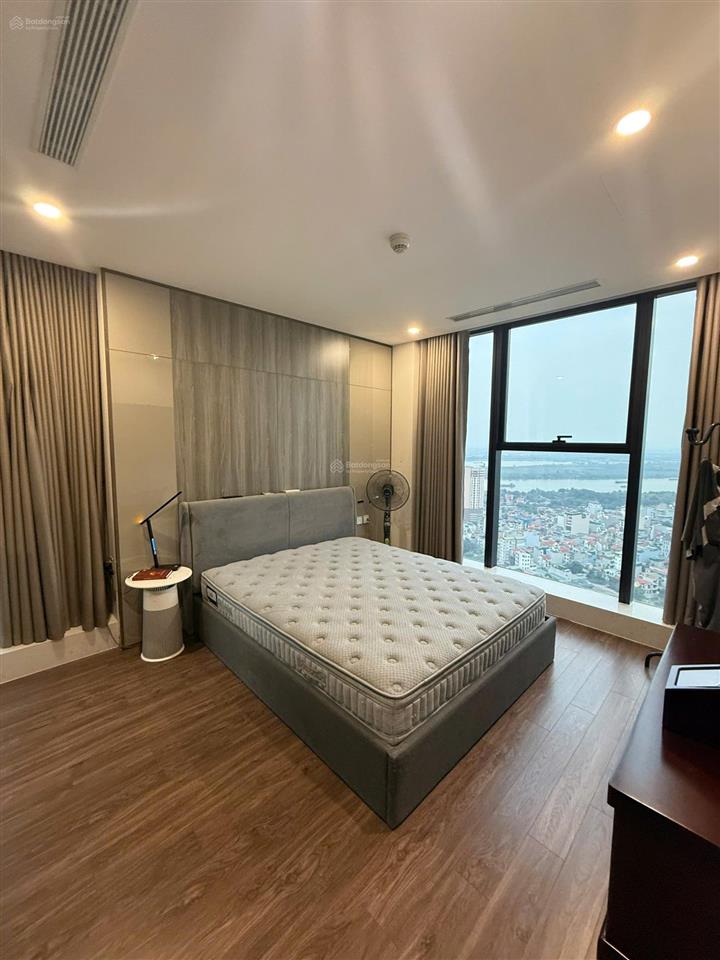 Sunshine city  bán căn hộ 3pn full đồ, view sông toà s4. giá hơn 10 tỷ