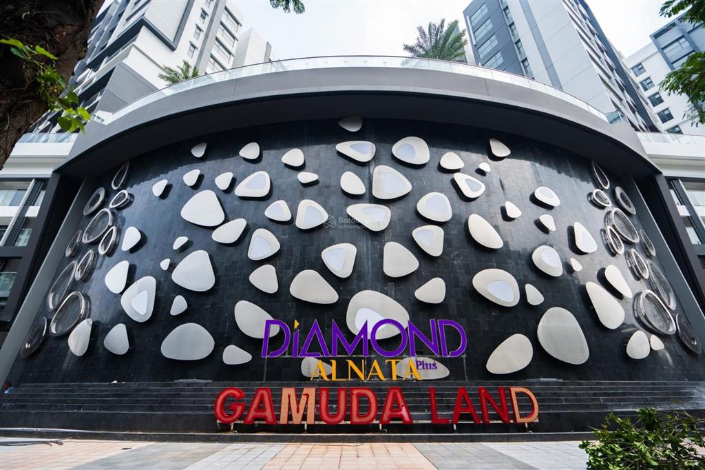 Siêu phẩm căn hộ 117m2 ban công dài 6m diamond alnata plus giá 8.8 tỷ nhận nhà kèm suất oto