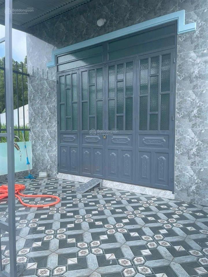 Bán nhà cấp 4 mới toanh  sổ hồng riêng.