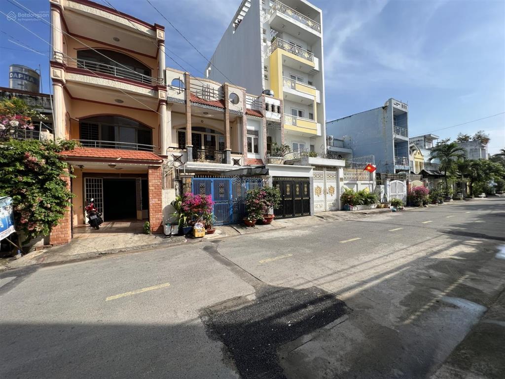 Giảm 1 tỷ bán nhanh nhà nguyễn oanh 8x18m