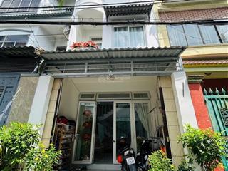 Bán nhà 4 tầng đối diện emart phan văn trị p5