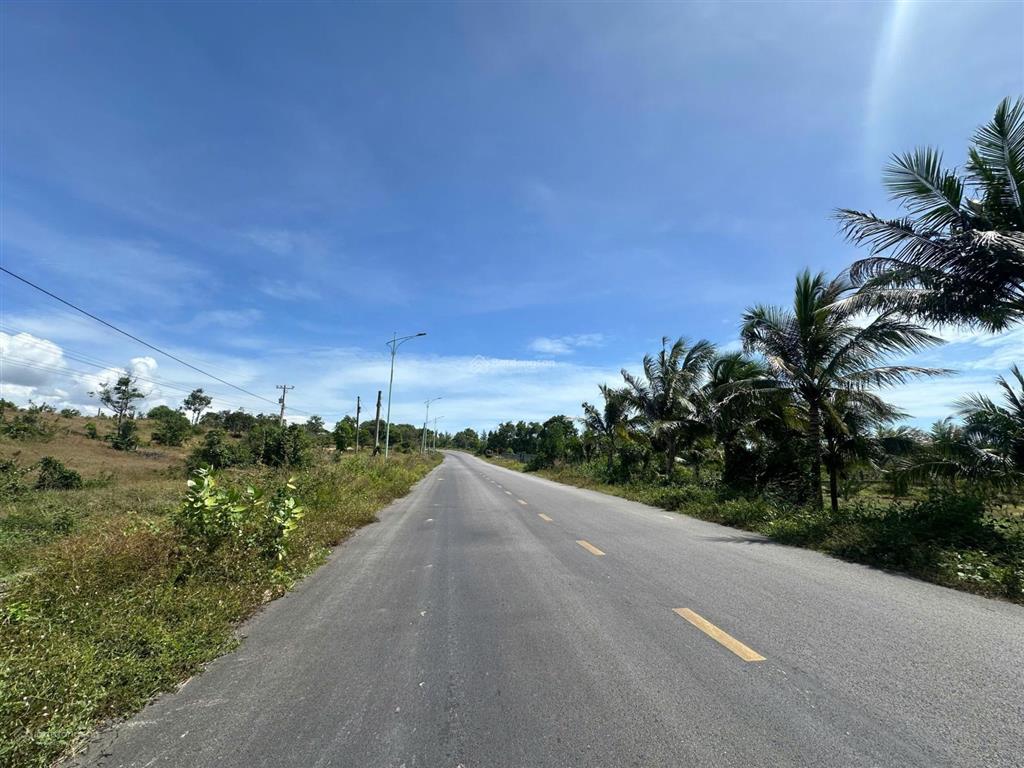 Siêu phẩm 10023m2 view biển lagi giá chỉ ~2,6 triệu/m², duy nhất 1 lô