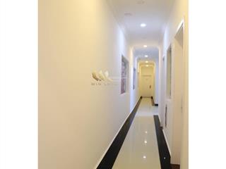 Cần bán khách sạn mặt phố phan như thạch p1 (195m2  ngang 7m  30 phòng kinh doanh)