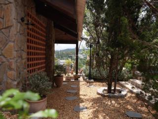 Cần bán biệt thự sân vườn châu âu mặt tiền hoàng hoa thám  1673m2  view thung lũng