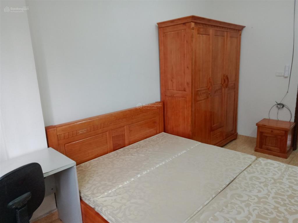 Chính chủ cho thuê căn hộ dịch vụ 2n1k 65m2 tầng 3 tại ngõ 141 phố trích sài, tây hồ, hà nội.