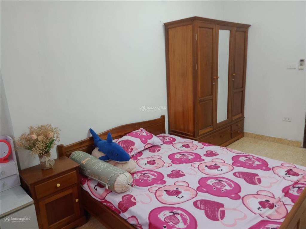 Chính chủ cho thuê căn hộ dịch vụ 2n1k 65m2 tầng 3 tại ngõ 141 phố trích sài, tây hồ, hà nội.