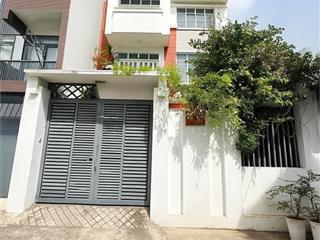 Bán Gấp! Biệt Thự ngay Chợ Tân Hương, Tân Phú – Giá Giảm 2 tỷ, cơ hội vàng cho khách mua