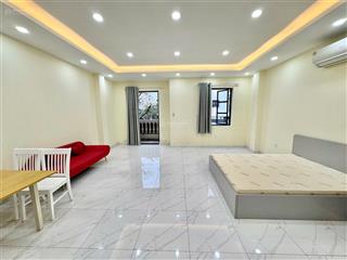 Cho thuê nguyên tầng nhà có thang máy full nội thất như hình giá 13tr  0945 479 *** em trường