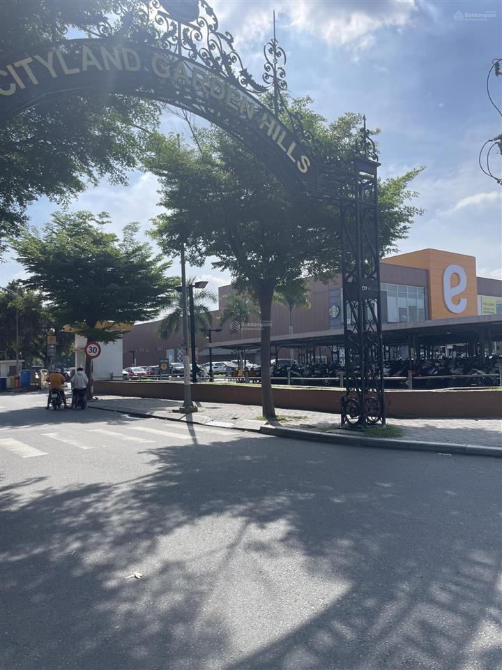 Căn góc 2 mặt tiền cityland garden hill 1 hầm 4 lầu sổ hồng riêng giá tốt nhất hiện tại ạ
