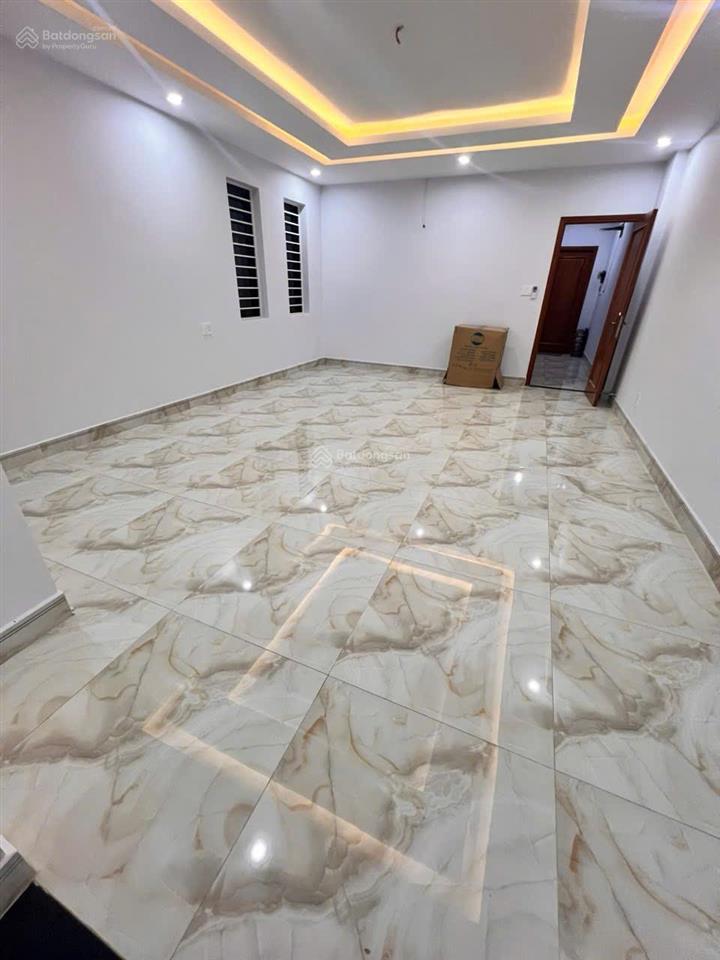 Nhà phố có hầm cityland park hills ngay lotte mart  5*20m  full máy lạnh  giá 40 triệu/tháng