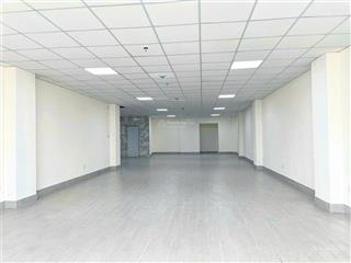 Cho thuê văn phòng quận phú nhuận, dt 150m2, giá 30 triệu  0933 510 ***.