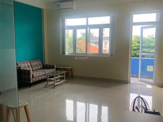 Cho thuê văn phòng dt 60m2 giá 10 triệu tại quốc hương, thảo điền, q2, hcm  có ban công