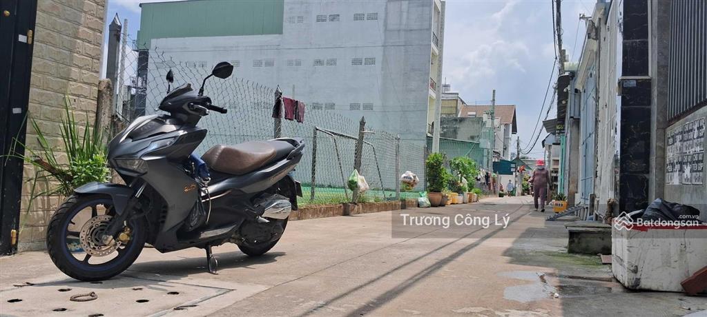 Ngộp bán nhanh lô đất tl15. 5x35m thổ cư full chỉ 36 triệu/m. mr.lý 0919 036 ***