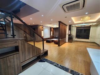 Gia đình bán căn duplex tại park view city, 240m2, 5n4wc, nội thất cơ bản, sổ đỏ .