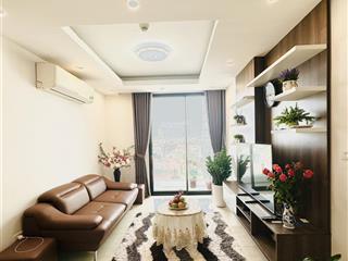 Gia đình bán căn hộ tại 110 cầu giấy center point 76m2, 2 ngủ, ban công tây nam full đồ, sổ đỏ