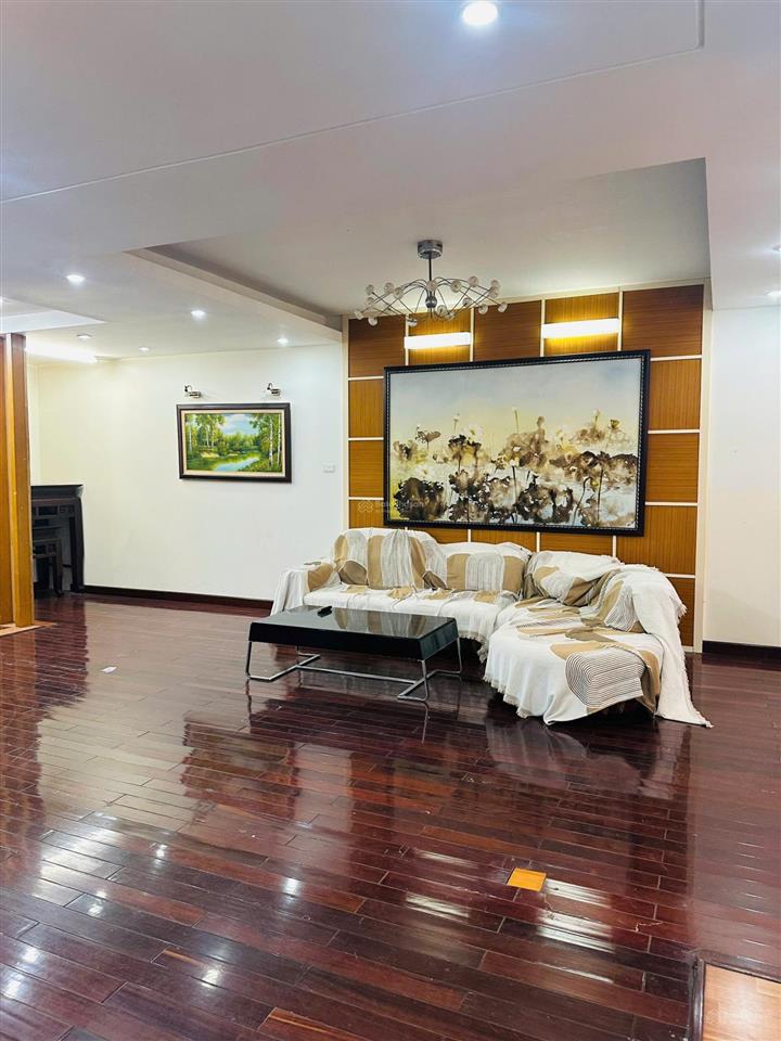 Chính chủ bán căn hộ tại n05 tòa 25t2, 152m2, 3 ngủ, đồ cơ bản, ban công đông nam, sổ đỏ