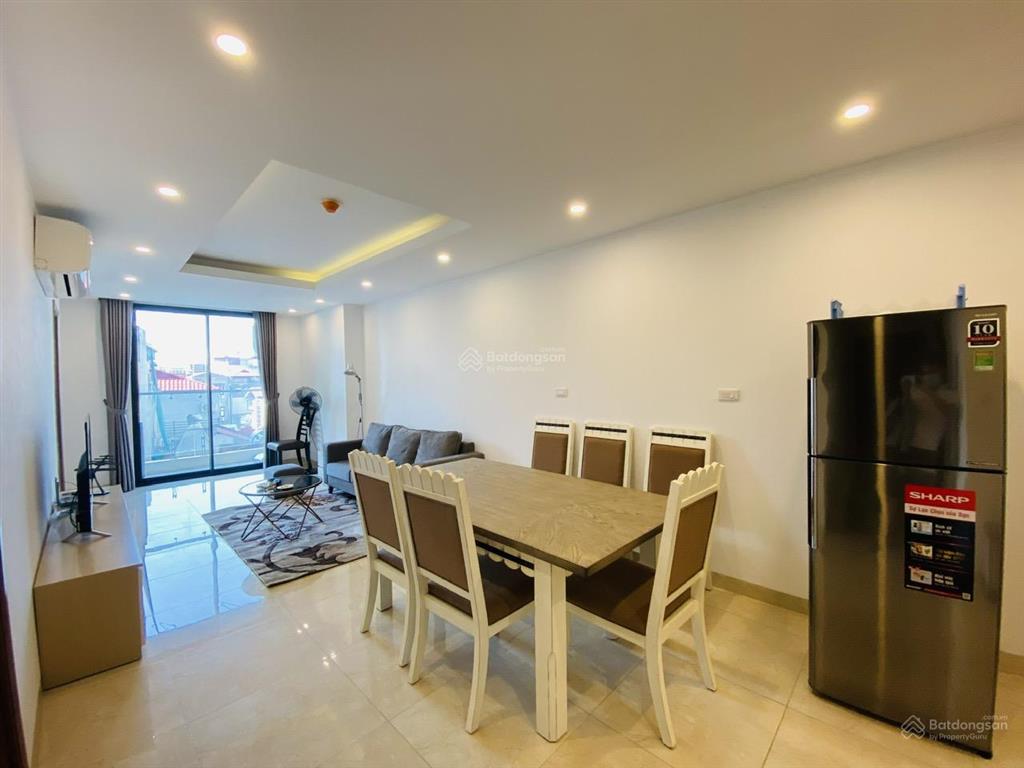 Chính chủ bán căn hộ tại 110 cầu giấy center point 53m2, 2 ngủ ban công tây bắc, full đồ, sổ đỏ