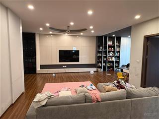 Chính chủ bán căn hộ tại vimeco ct3 151m2, 3 ngủ, ntcb, ban công đông bắc, có sổ đỏ