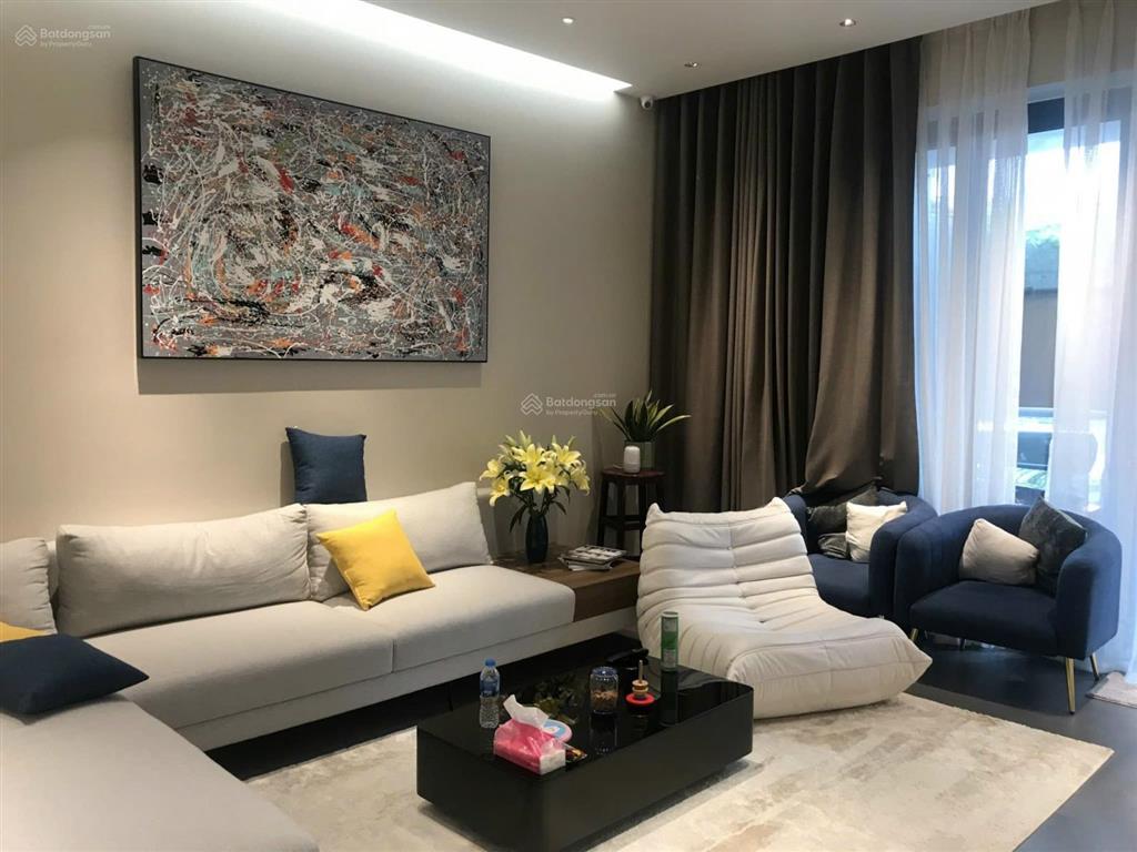 Bán nhà 4 tầng khu làng báo chí thảo điền quận 2. mặt tiền lớn dt 10x11m giá 32 tỷ