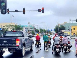 Bán đất tặng nhà dt 175m  mặt tiền nguyễn lương bằng gần ngã 5 kcn hòa khánh